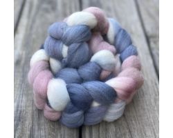 Bluefaced Leicester BFL hand dyed wool combed top